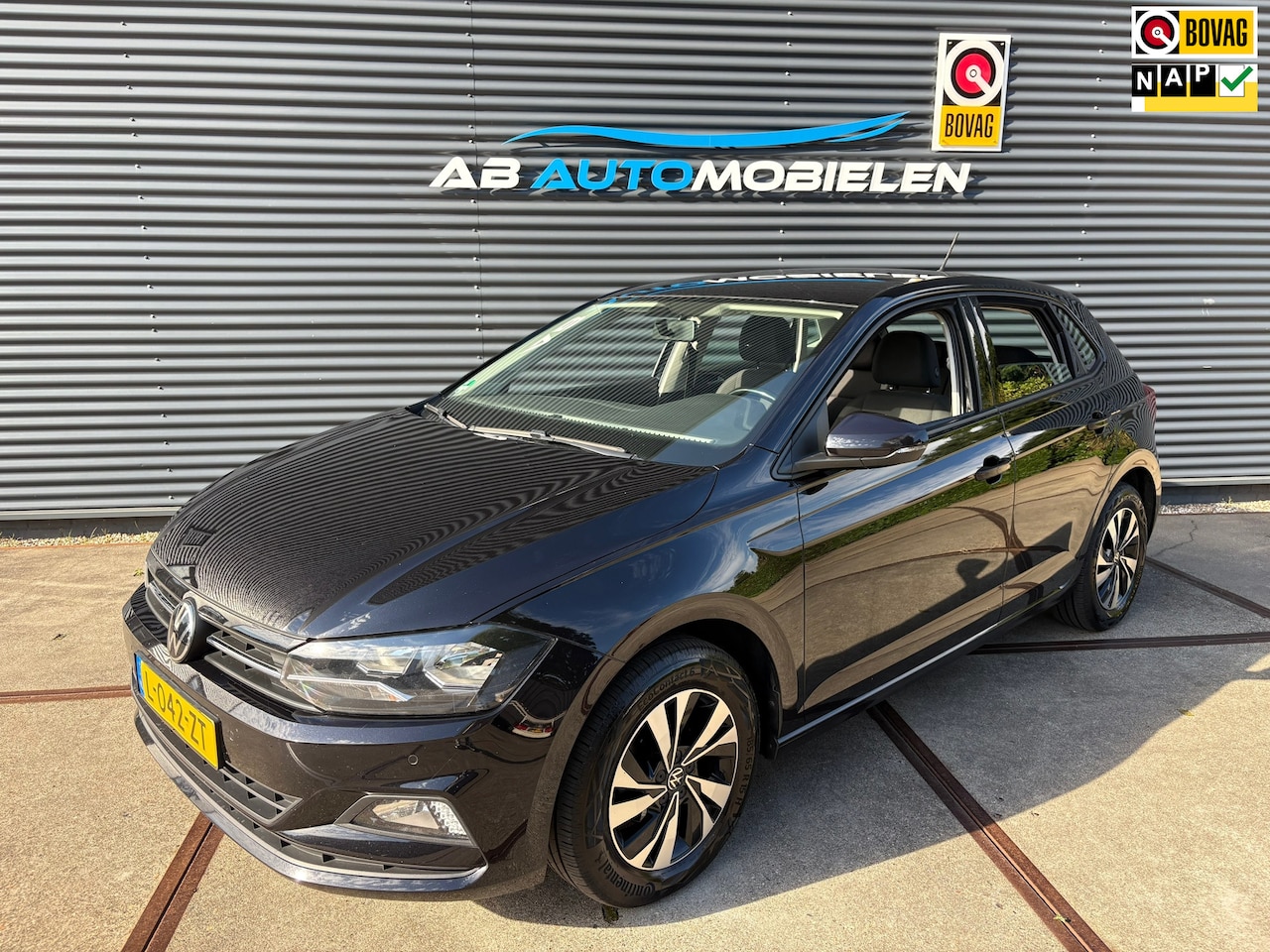 Volkswagen Polo - 1.0 TSI Comfortline CARPLAY/ NAVI/ PARKEERSENSOREN - AutoWereld.nl