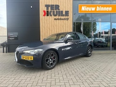 Alfa Romeo Giulia - 2.0T Super / Veloce int. / NAP