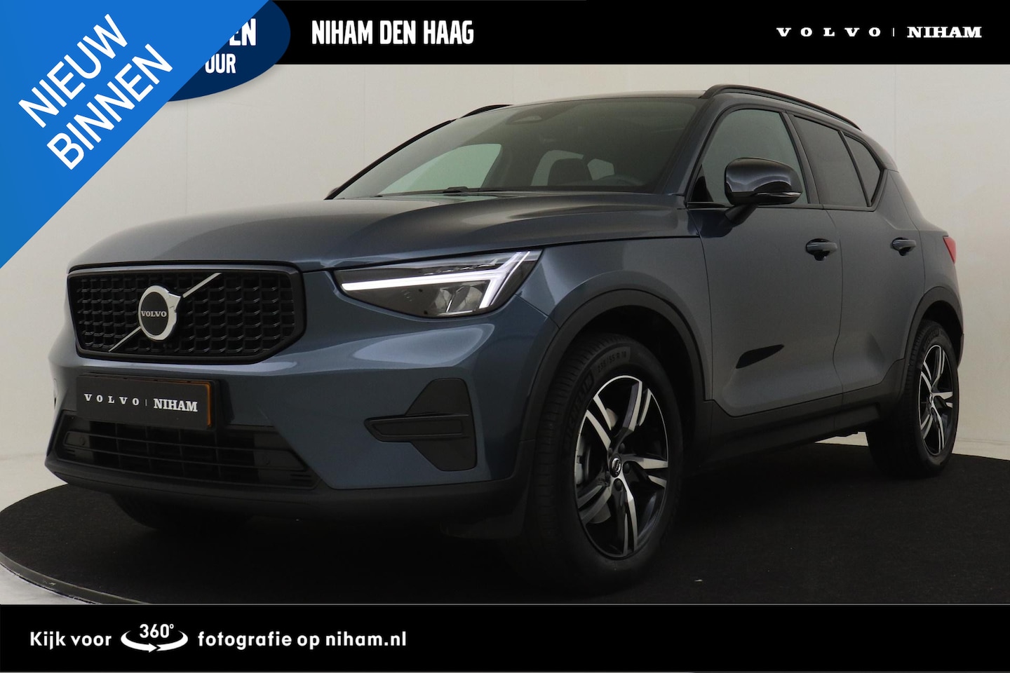 Volvo XC40 - B4 (M-HYBRID) PLUS DARK -PANO.DAK|HARMAN/KARDON|CAMERA|POWER-SEATS|VERW.VOORRUIT|PRIVACY.G - AutoWereld.nl