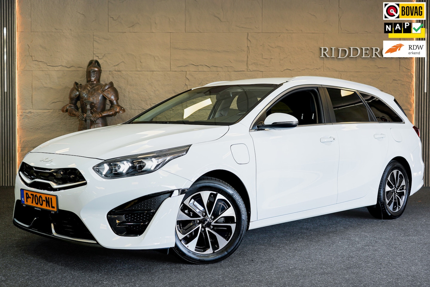 Kia Cee'd Sportswagon - Ceed 1.6 GDI PHEV DynamicPlusLine|GARANTIE|NAP|1E EIG|TREKHAAK|CARPLAY|STOELVERW - AutoWereld.nl
