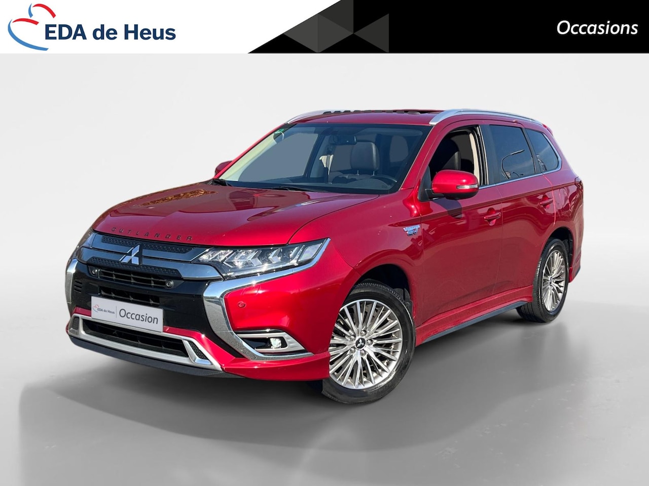 Mitsubishi Outlander - 2.4 PHEV autom. Intense+ NL Auto | Pano dak | Trekhaak | LED | Alcantara | Blind Spot | St - AutoWereld.nl