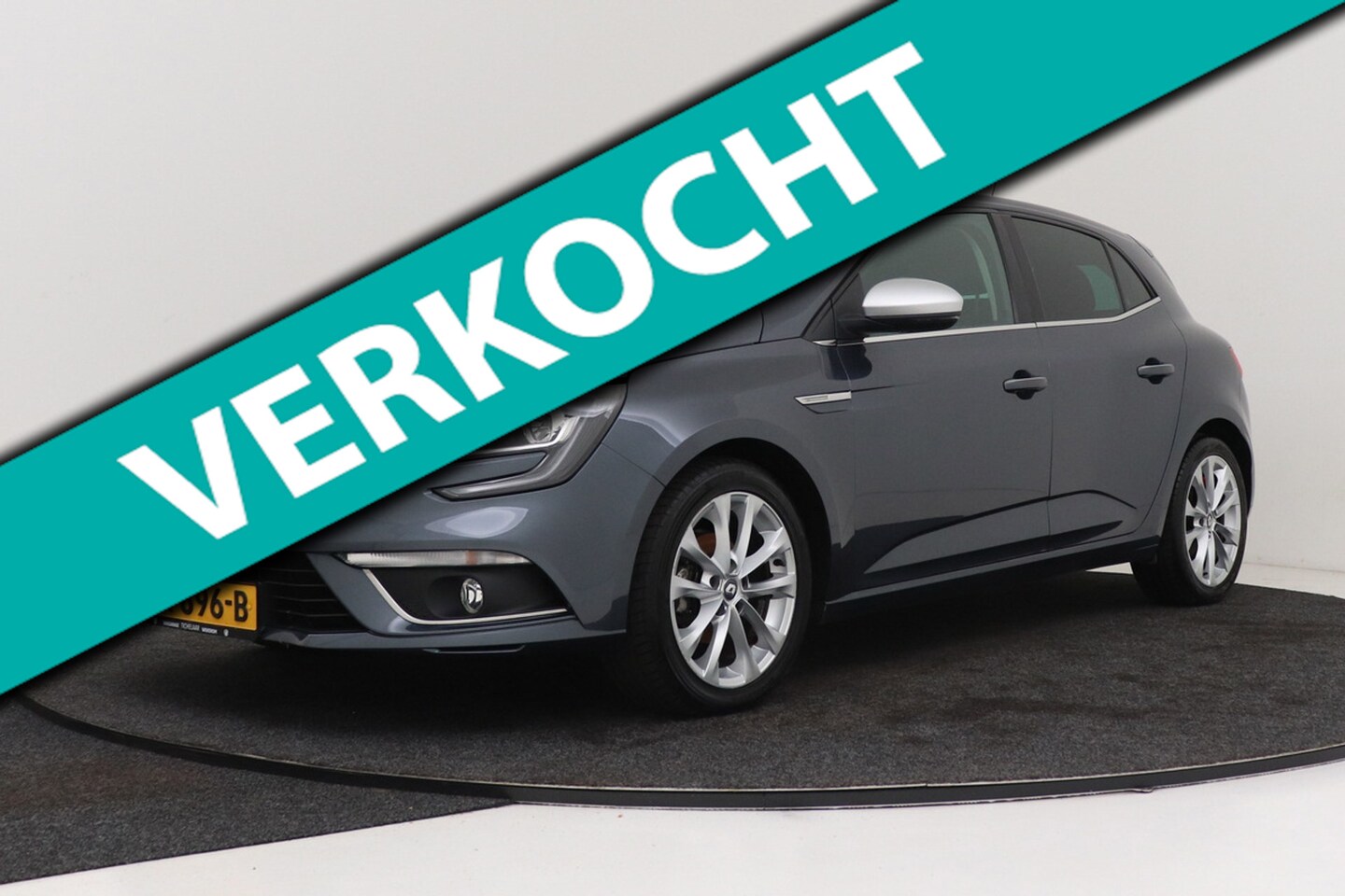 Renault Mégane - 1.2 TCe Limited | Trekhaak | 97.000 km! | Groot Navi | PDC | Keyless | - AutoWereld.nl