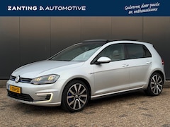 Volkswagen Golf - 1.4 TSI GTE | Pano-dak | Leder | Adaptive Cruise Control | Stoelverwar | Camera | 100% Ond