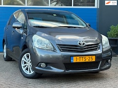 Toyota Verso - 1.6 VVT-i Business|Climate|Pano.Dak|Navi