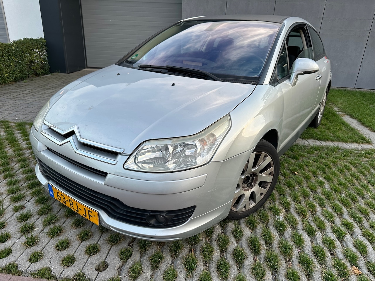 Citroën C4 Coupé - MET AIRCO & APK TOT 31-03-2027! - AutoWereld.nl