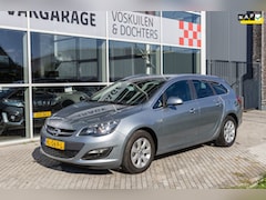 Opel Astra Sports Tourer - 1.4 Turbo Business +