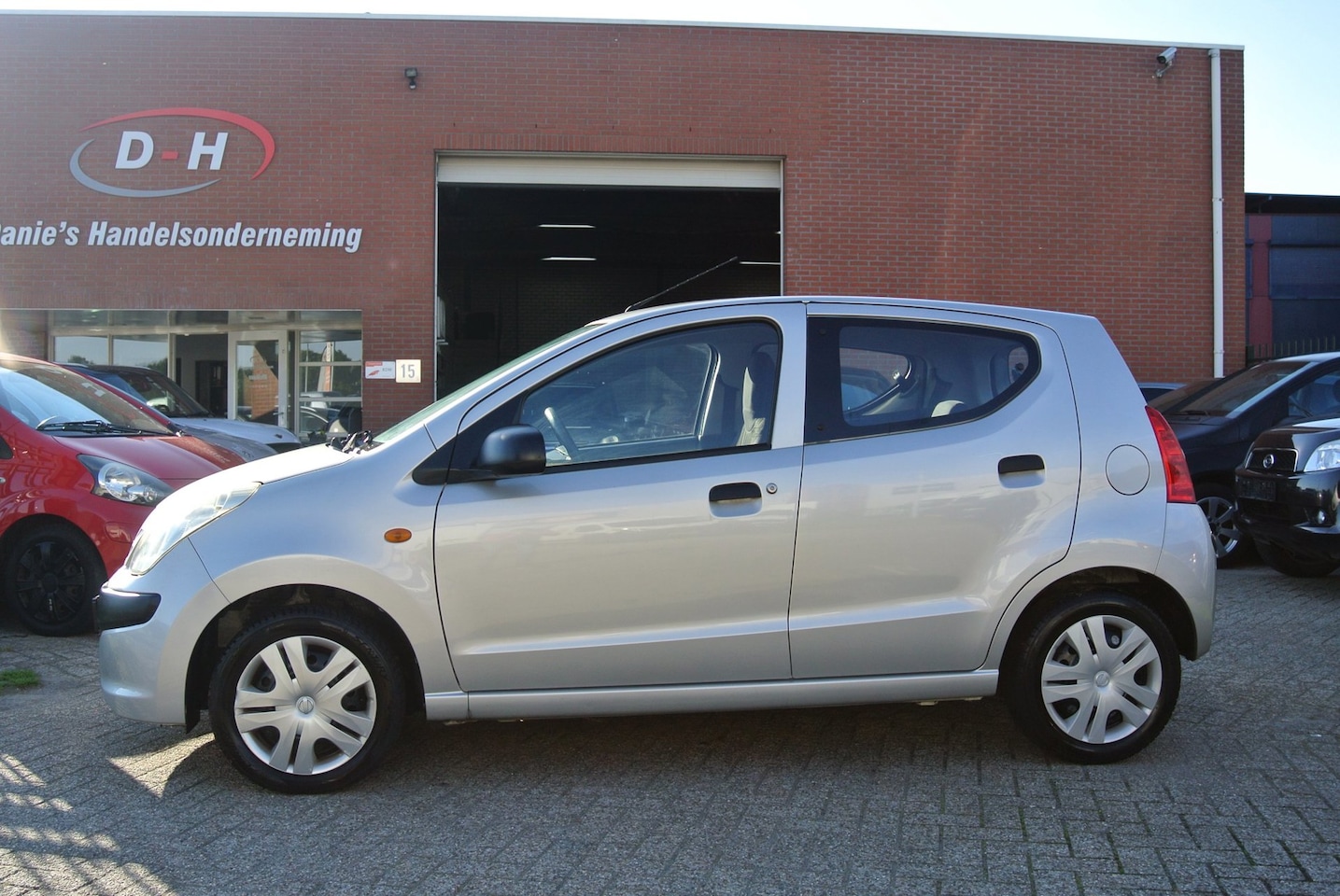 Nissan Pixo - 1.0 Visia apk 22-02-2027 inruil mogelijk nap - AutoWereld.nl