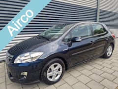 Toyota Auris - 1.8 Full Hybrid Business, Trekhaak, Climatronic,