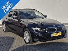 BMW 3-serie Touring - 318i NL-AUTO | PANODAK | PDC | Curved Display