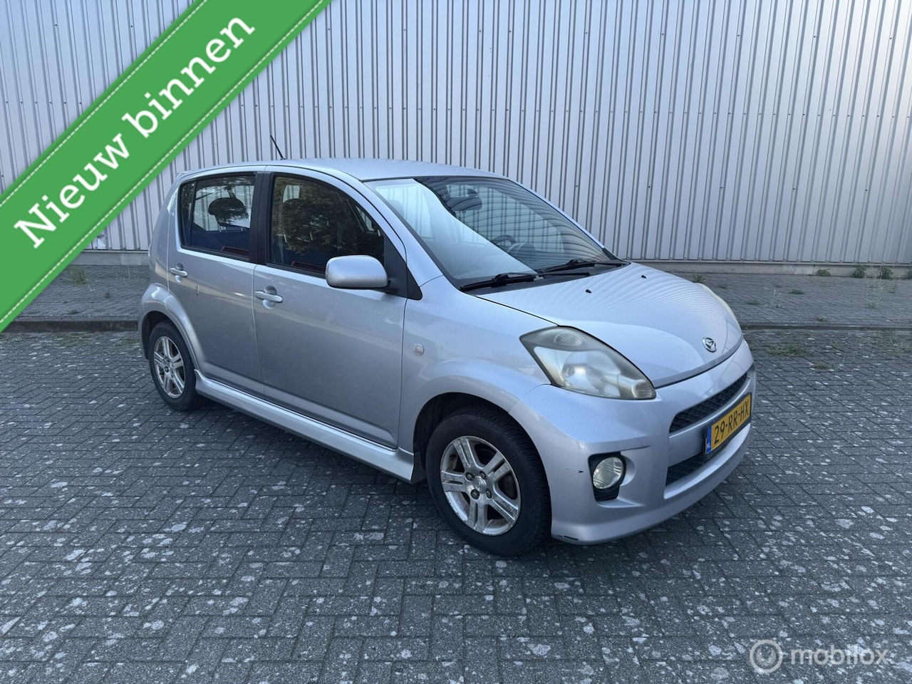 Daihatsu Sirion 2 - 1.3-16V Comfort Airco - AutoWereld.nl