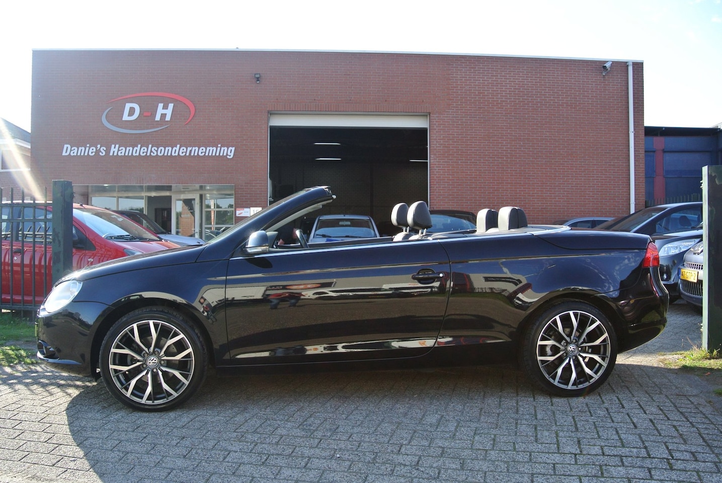 Volkswagen Eos - 2.0-16v FSI airco leder inruil mogelijk nap - AutoWereld.nl