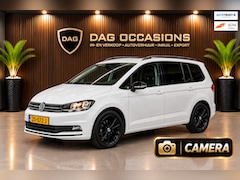 Volkswagen Touran - 1.5 TSI 150PK | DSG | CAMERA | ADAPTIVE CRUISE