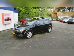 Opel Astra GTC - 1.6 Temptation