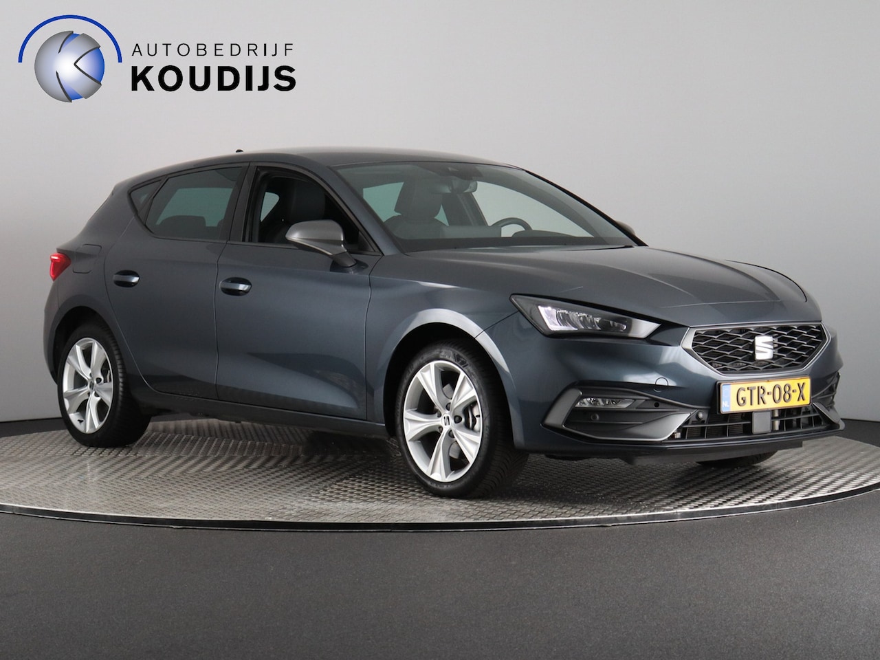 SEAT Leon - 1.5 TSI e-Hybrid FR PHEV First Edition 1.5 TSI e-Hybrid FR PHEV First Edition (NL-Auto / ACC / Camera / Carplay / 132km accu) - AutoWereld.nl