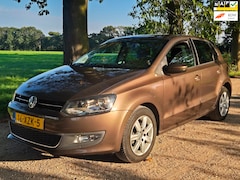Volkswagen Polo - 1.2 TSI BlueMotion Highline *PERFECT