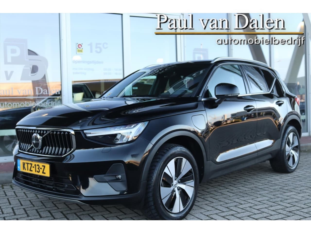 Volvo XC40 - 1.5 T4 211PK Plug-in Hybrid CORE BRIGHT | Navi | Camera | Electr.Klep | Pdc | Keyless | Vi - AutoWereld.nl