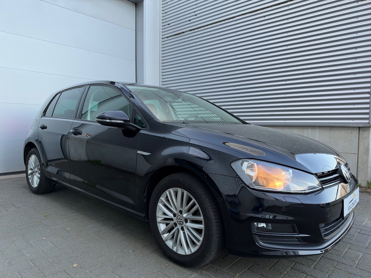 Volkswagen Golf - 1.2 TSI CUP |DSG|STOELVW|CRUISE|2XPDC|NWE APK & SERVICE|WEINIG KM! - AutoWereld.nl