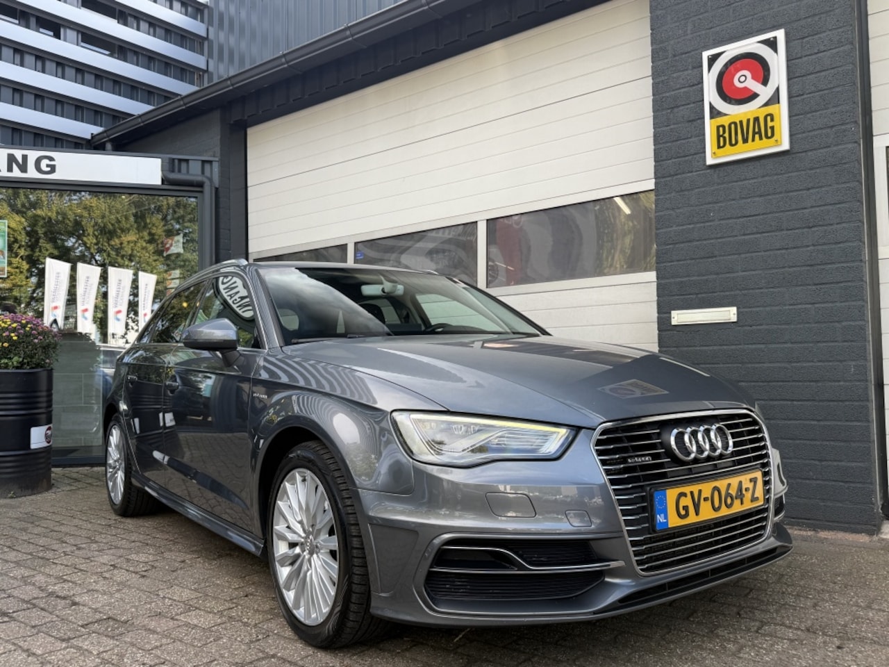 Audi A3 Sportback - 1.4 e-tron Attr. PL+ - AutoWereld.nl