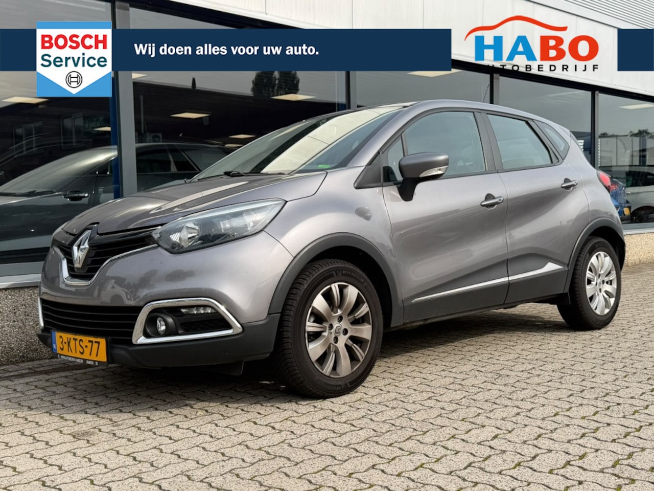 Renault Captur - 0.9 TCE ENNERGY EXPRESSION AC/CRUISE/BLUETOOTH/NAV/LMV/TREKHAAK - AutoWereld.nl