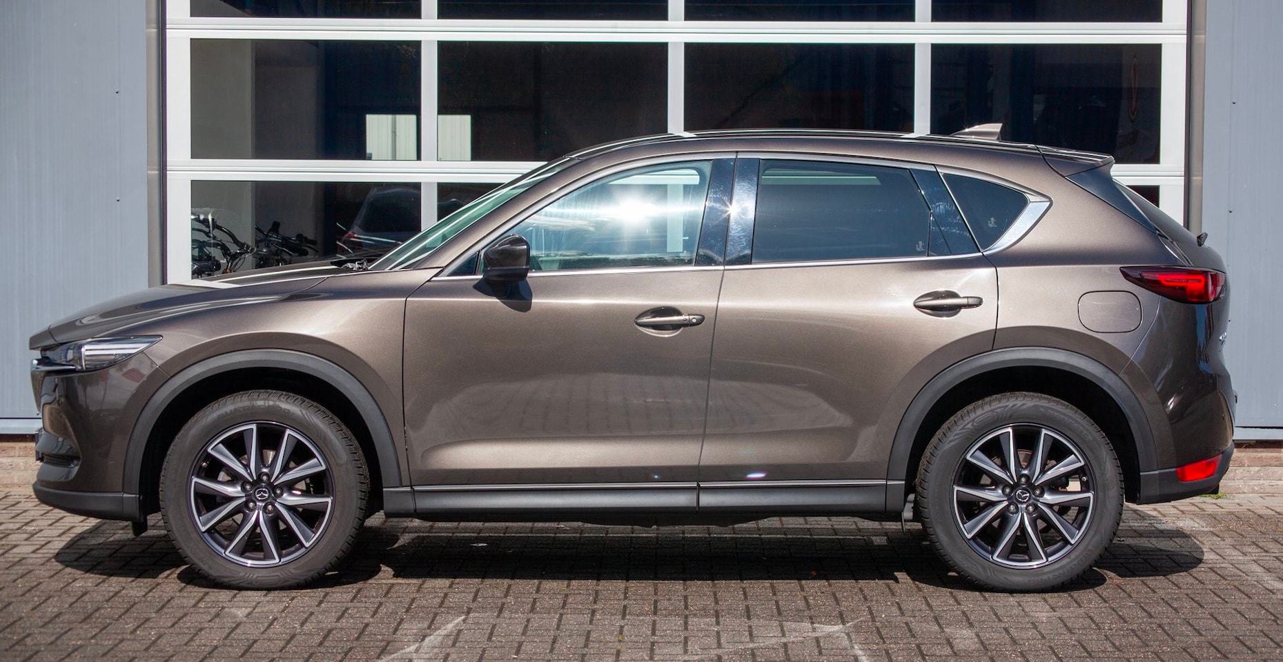 Mazda CX-5 - 2.0 SkyActiv-G 160 GT-M 4WD 2.0 SkyActiv-G 160 GT-M 4WD - AutoWereld.nl
