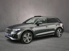 Audi Q5 - 50 TFSI e S edition Competition | Panoramadak | Trekhaak | 360 camera | Adaptieve Cruise |