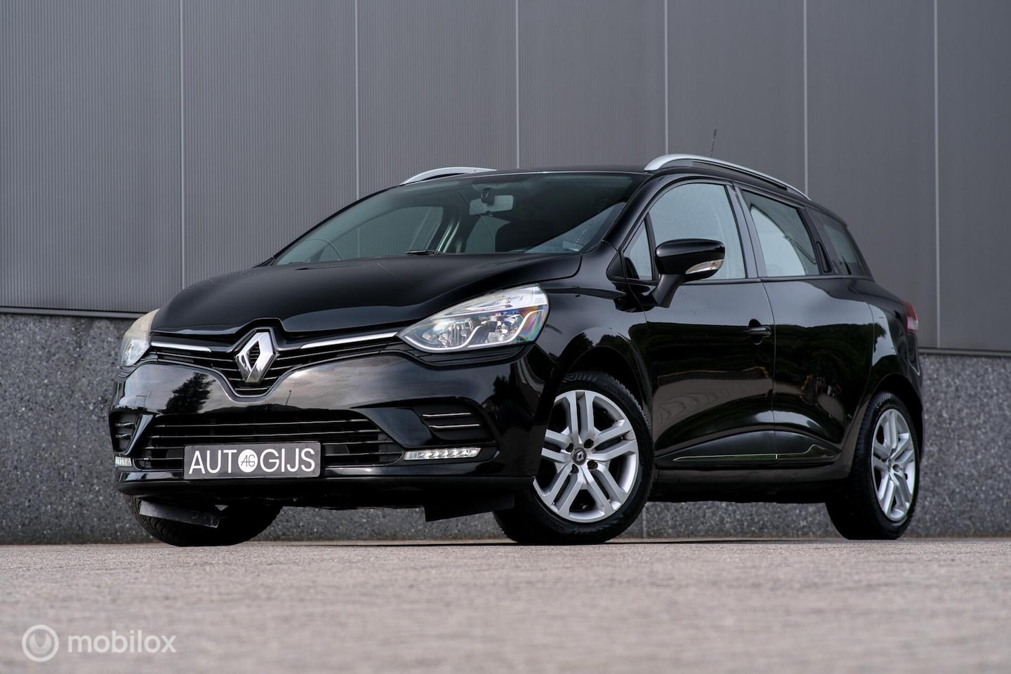 Renault Clio Estate - 0.9 TCe Zen 90 pk | Nieuwe APK | Nieuwe banden all season | rijklaar | LED | Cuise | Airco - AutoWereld.nl