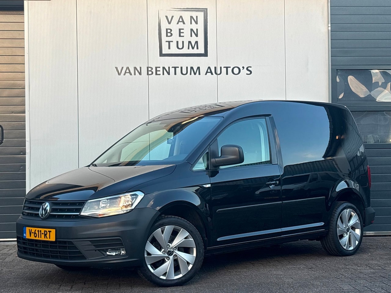 Volkswagen Caddy - 2.0TDI Navi Carplay Airco Cruise EURO 6! - AutoWereld.nl