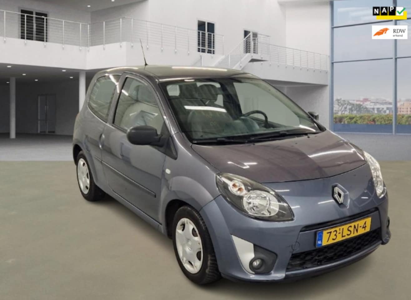 Renault Twingo - 1.2-16V Authentique 1.2-16V Authentique - AutoWereld.nl