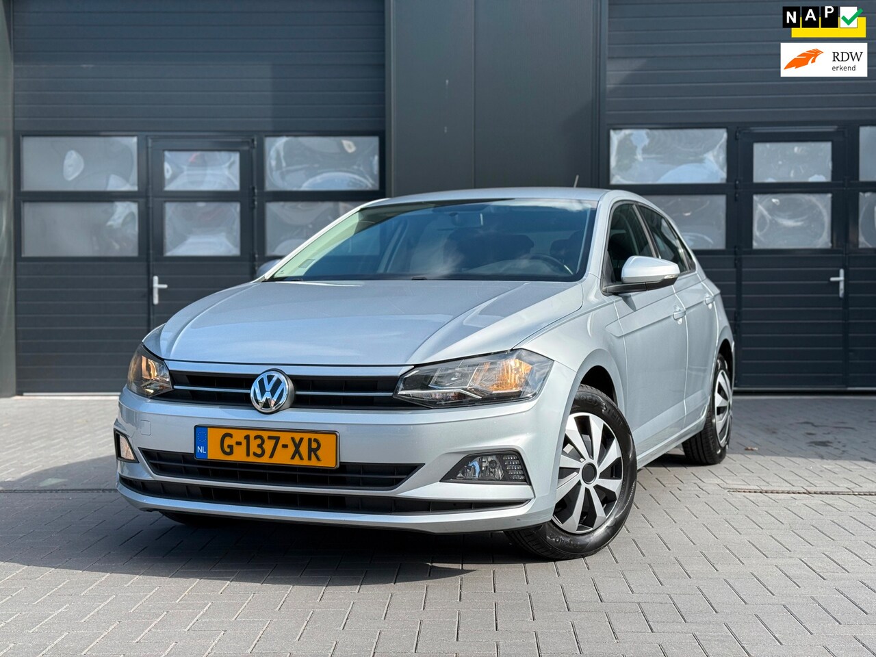 Volkswagen Polo - 1.0 MPI Comfortline | CarPlay - AutoWereld.nl