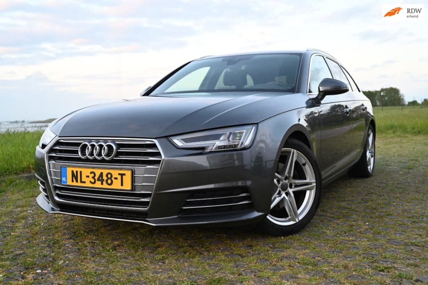 Audi A4 Avant - 1.4 TFSI Lease Edition 1.4 TFSI Lease Edition - AutoWereld.nl
