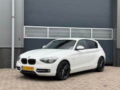 BMW 1-serie - 116i Sport bj.2015 Autom|Navi|5 Drs|Clima|Cc