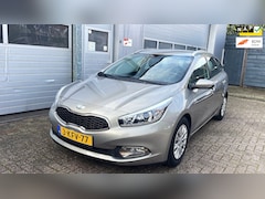 Kia Cee'd Sportswagon - 1.6 GDI Comfort P.-Navi-Airco-Trekhaak