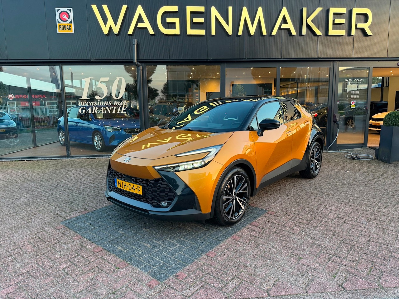 Toyota C-HR - 1.8 Hybrid 140 Executive AUT|ACC|CAM|NIEUWSTAAT - AutoWereld.nl