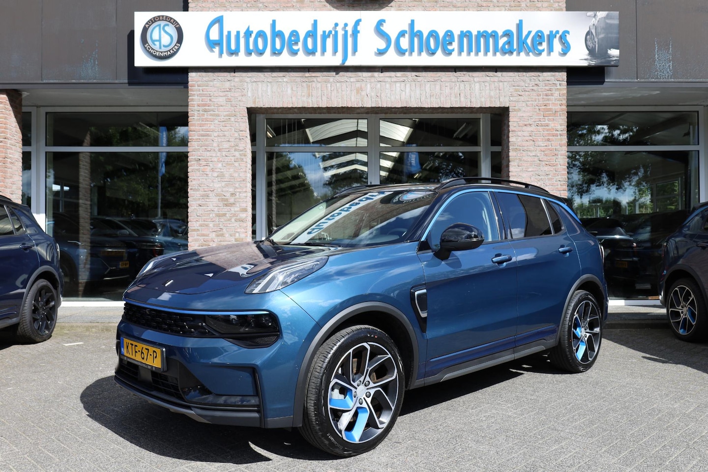 Lynk & Co 01 - 1.5 261PK! TREKHAAK! 6.6Kwh LADEN! 360-CAMERA STOELVERW. PANO/SCHUIF MEMORY INFINITY DAB N - AutoWereld.nl
