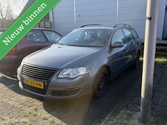 Volkswagen Passat Variant - 2.0 FSI Trendline Business