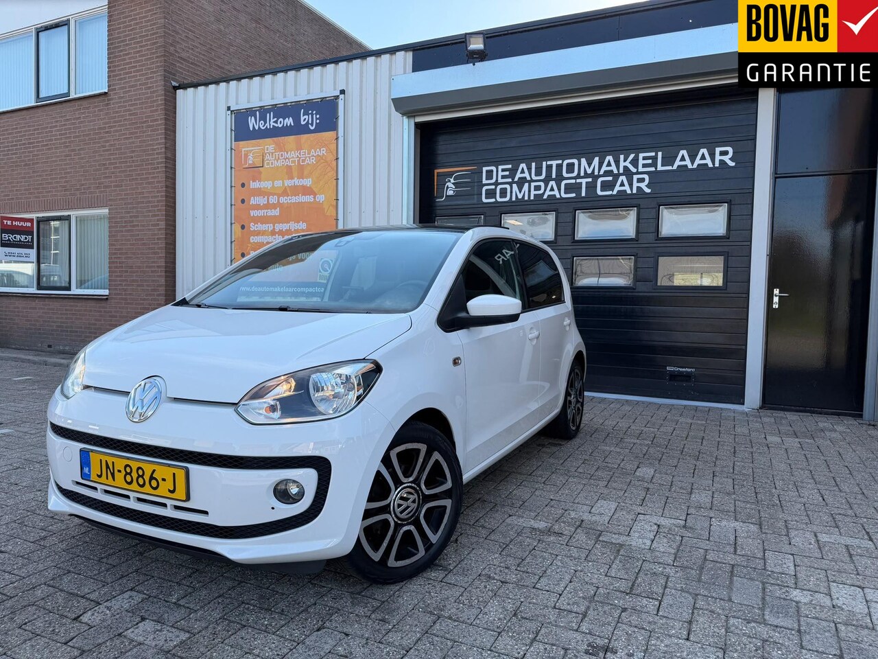 Volkswagen Up! - 1.0 high up! BlueMotion | 2E EIGENAAR | 62.294 KM | PANO | FENDER | CRUISE | - AutoWereld.nl