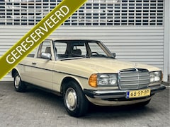 Mercedes-Benz 200-280 (W123) - E 200 OLDTIMER