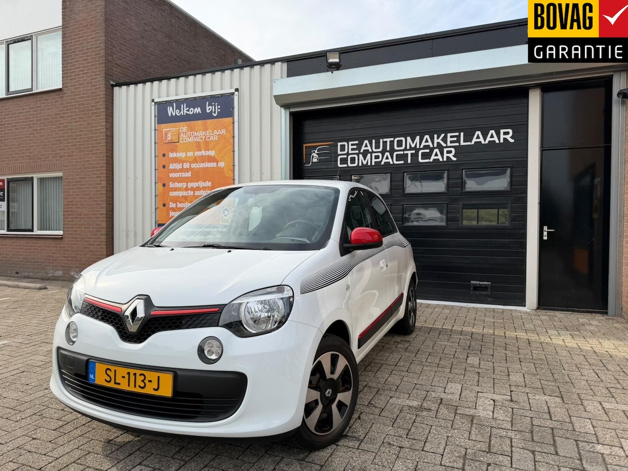 Renault Twingo - 1.0 SCe Collection | UNIEK 22.155 KM | AIRCO | ELEK.PAKKET | SPORTIEVE STRIPING | - AutoWereld.nl