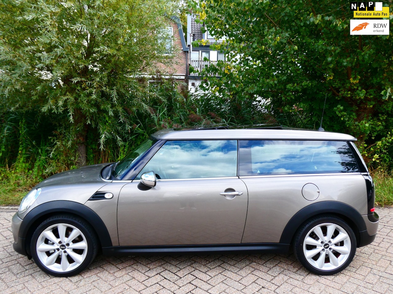MINI Clubman - 1.6 One 98pk Airco Cruise Historie Motor 77.000km ! - AutoWereld.nl