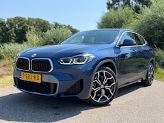 BMW X2 - XDrive25e High Executive Automaat / 93% SOH / M-Pakket / Apple CarPlay-Android Auto / Lede
