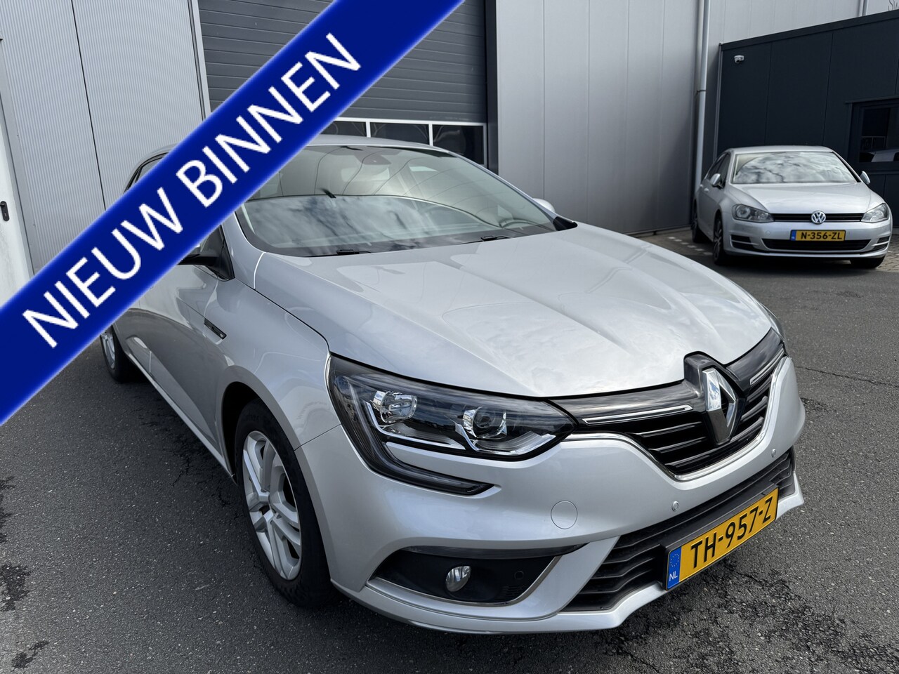 Renault Mégane - 1.3 TCe Zen Trehaak Clima Cruise vol opties. - AutoWereld.nl