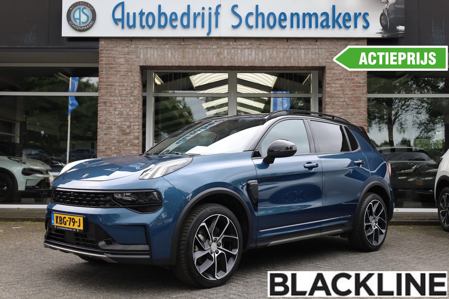 Lynk & Co 01 - 1.5 MY23! BLACKLINE! ZWARTE-HEMEL ROLHOES 360-CAMERA PANO/SCHUIF INFINITY DAB NAVI CARPLAY - AutoWereld.nl
