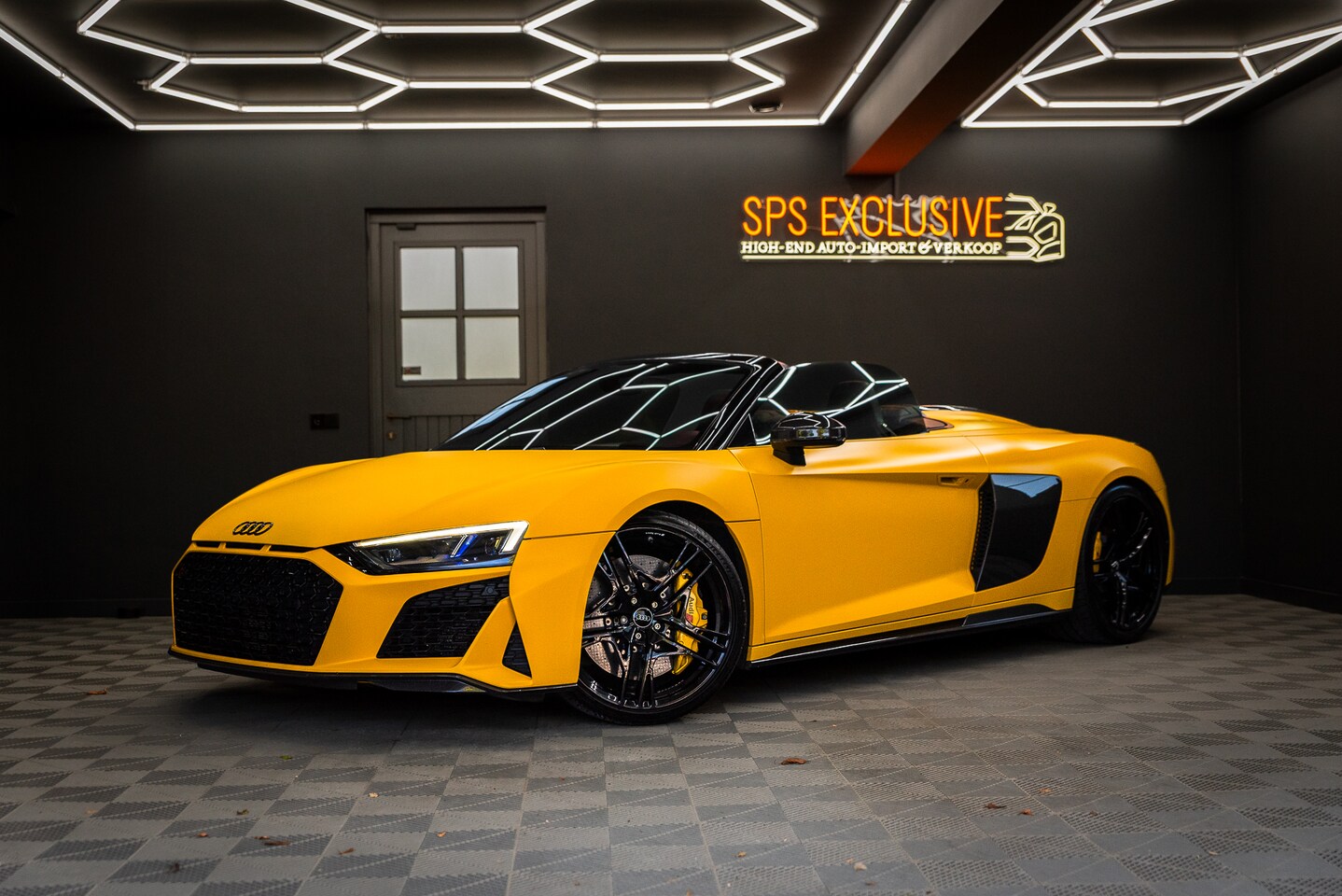Audi R8 Spyder - 5.2 performance quattro / Buckets / Capristo / Keramisch / Non OPF / B&O / Exclusive - AutoWereld.nl