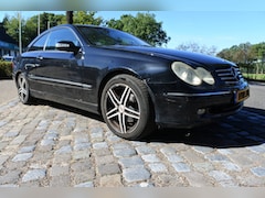 Mercedes-Benz CLK-klasse Coupé - 200 K. Elegance automaat leer goed rijdend