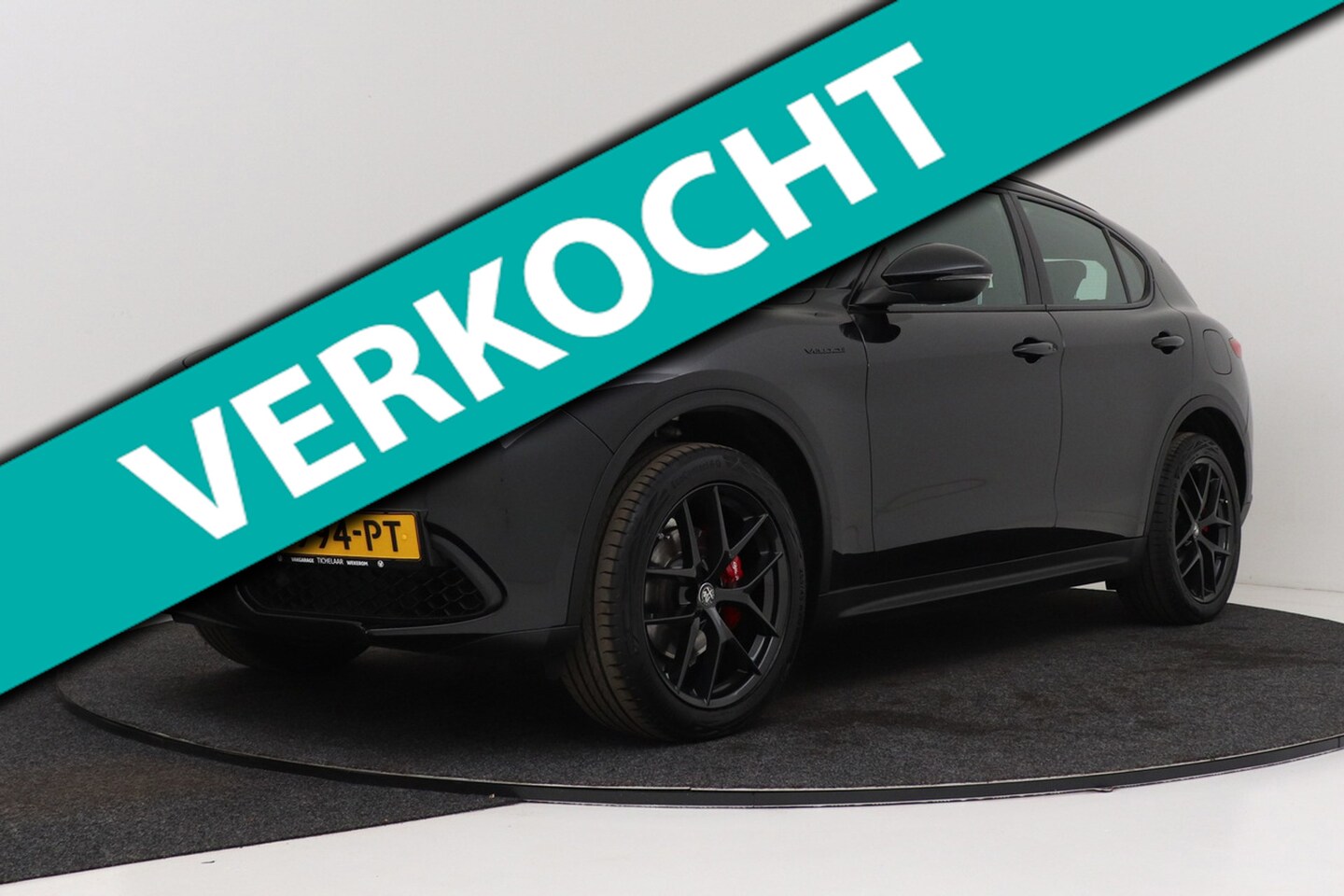 Alfa Romeo Stelvio - 2.0 T AWD Super Veloce | Squadra Tuning | Afn. Trekhaak | Automaat | BSM | Elek. stoel | S - AutoWereld.nl