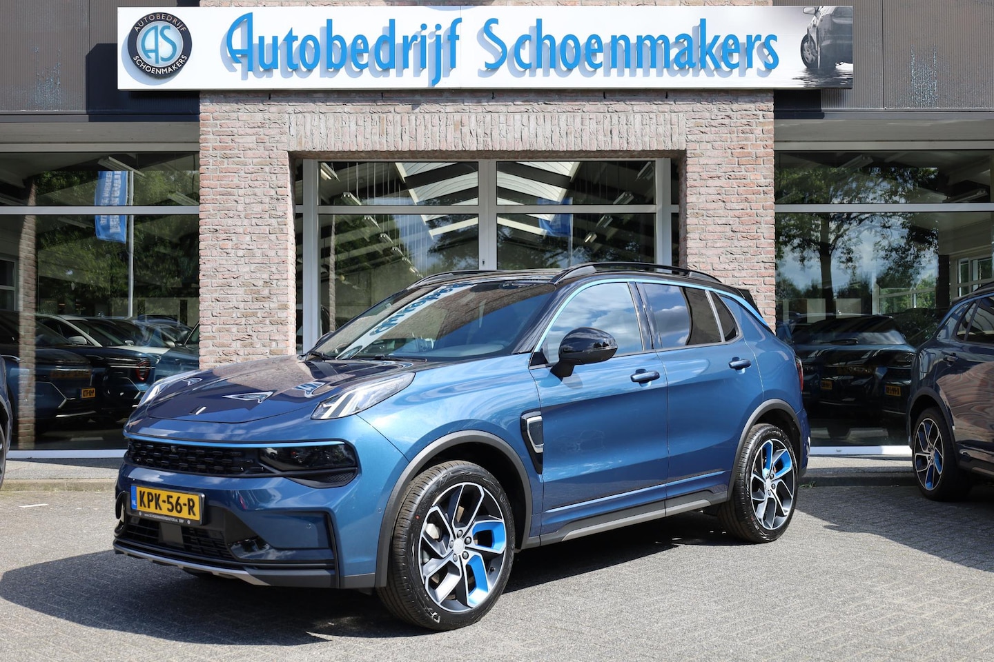 Lynk & Co 01 - 1.5 MY23! ZWARTE-HEMEL ROLHOES MY23 360-CAMERA PANO/SCHUIF INFINITY DAB NAVI CARPLAY STOEL - AutoWereld.nl