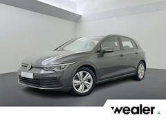 Volkswagen Golf - 1.0 eTSI Life | 110 PK | Automaat | Adaptive Cruise Control | Achteruitrijcamera | Climate