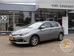 Toyota Auris - 1.8 HYBRID ASPIRATION 5-DEURS CAMERA CRUISE NL-AUTO AFN.TREKHAAK NAVI CRUISE LM-VELGEN