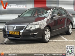 Volkswagen Passat - 2.0 TDI Highline | Climate | Cruise | Trekhaak |