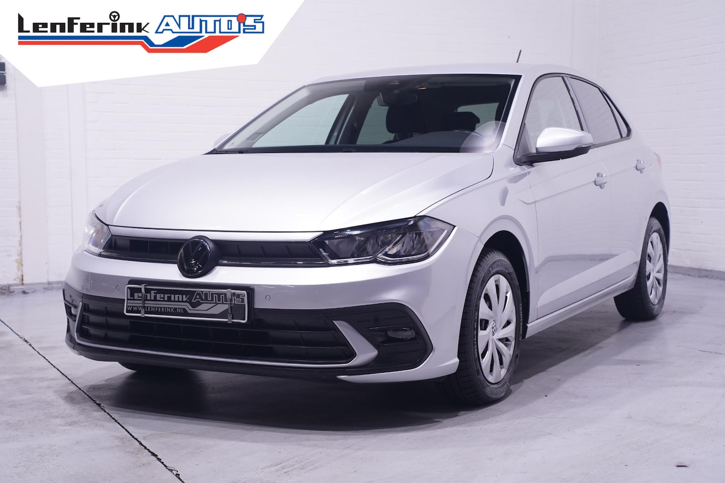 Volkswagen Polo - 1.0 TSI Life Navi Stoelverwarming Apple Carplay PDC v+a - AutoWereld.nl